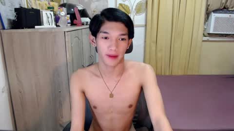 urasian_john20 online show from July 18, 9:22 am