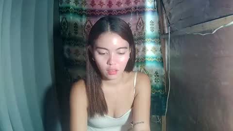 Snapshot of urasian_leamae chatting on October 30, 1:50 am Your Angel online show from October 30, 1:50 am