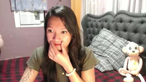 NEWRA  ALLISON online show from March 18, 10:37 pm