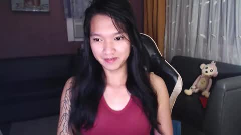 NEWRA  ALLISON online show from December 22, 2:51 am