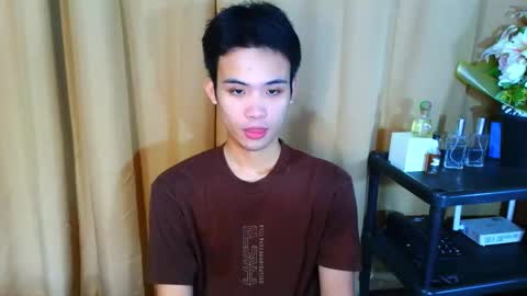 urasiancumboix2 online show from October 29, 1:51 am