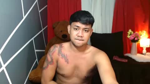 urasiankyler online show from July 1, 3:10 pm