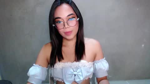 urbabydollx16 online show from June 6, 6:03 pm
