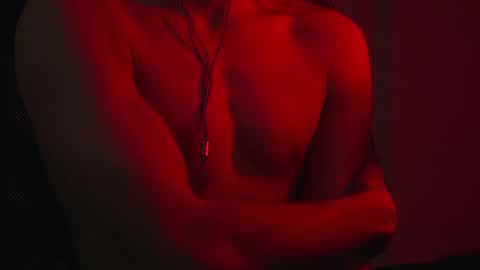 urboytoy_512 online show from March 2, 9:32 pm