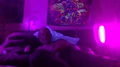 urdaddy875867 online show from June 21, 11:44 pm