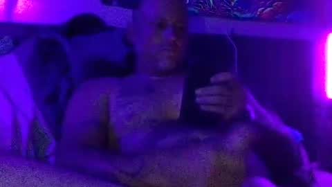 urdaddy875867 online show from June 23, 4:20 am