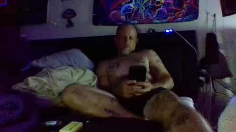 urdaddy875867 online show from July 28, 2:42 am