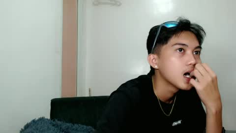 urdreamboy_prince online show from June 11, 9:35 pm