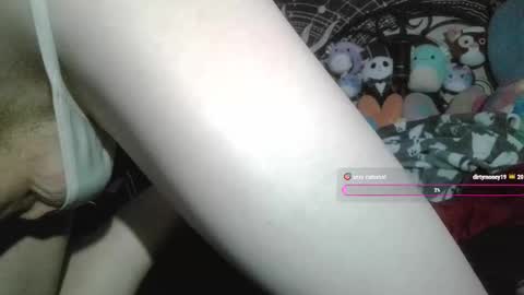 Snapshot of urfavetrans chatting on October 21, 9:25 am lyra online show from October 21, 9:25 am