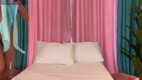 Jenny online show from April 3, 10:55 am