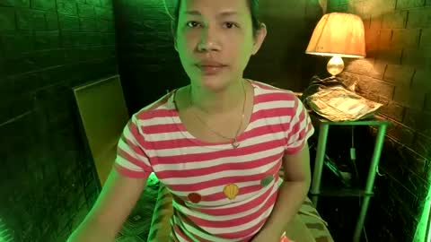 queen norelle online show from February 4, 11:27 am