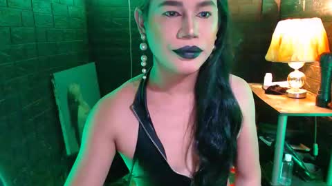 queen norelle online show from November 16, 7:49 pm