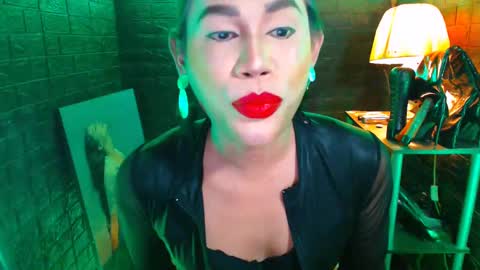 queen norelle online show from January 11, 10:51 pm