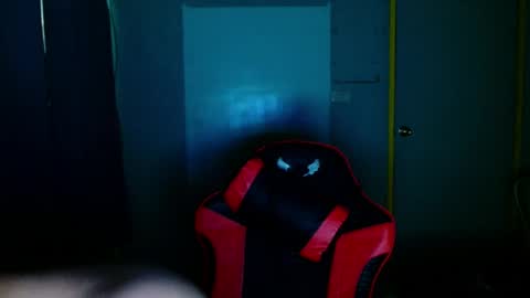 urhot_jeremyxx online show from April 29, 4:39 am