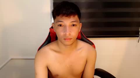 Ethan online show from December 22, 4:36 pm