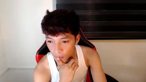 Ethan online show from February 27, 7:50 pm