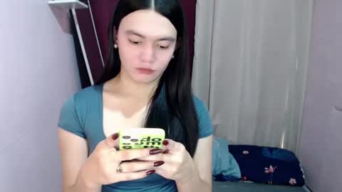 Katey online show from June 12, 5:17 am