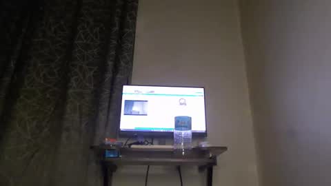 Snapshot of urlovely_hait chatting on October 21, 7:39 pm Sham online show from October 21, 7:39 pm
