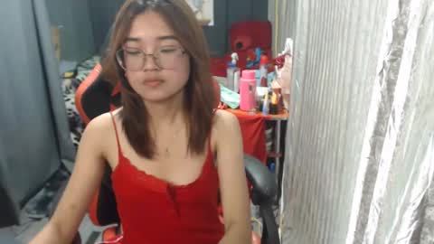 urlovelychinita online show from January 30, 11:44 am