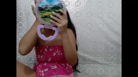 urpinaygirl69 online show from June 9, 5:40 am