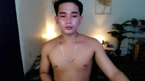 urpinoy_cummer online show from November 21, 2:26 pm