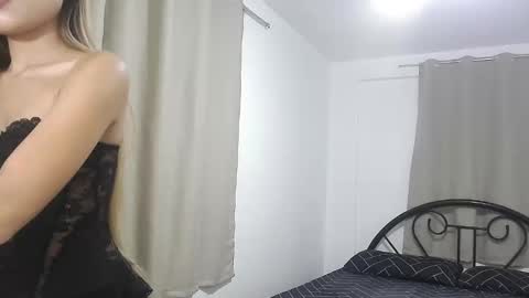 Shantal online show from February 7, 6:11 pm