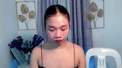 JUST CALL ME LLANA online show from November 26, 11:07 am