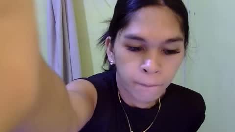 ursweet_zeviixx online show from December 2, 11:30 am