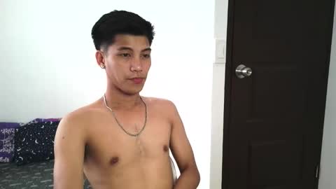 ursweetie_boy online show from March 11, 2:47 am