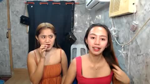 ursweetpinky online show from June 7, 11:04 am