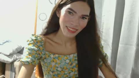 urtrans_sheenlyn online show from July 5, 12:01 pm
