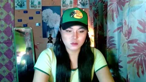 YOURGIRLCAMILLA online show from January 15, 6:28 pm