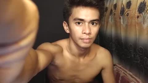 urwild_fuckerxx online show from April 2, 9:27 am