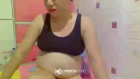 ella online show from June 17, 8:30 am
