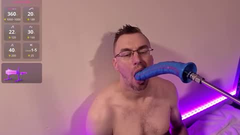 MalcolmRW online show from November 25, 6:56 am