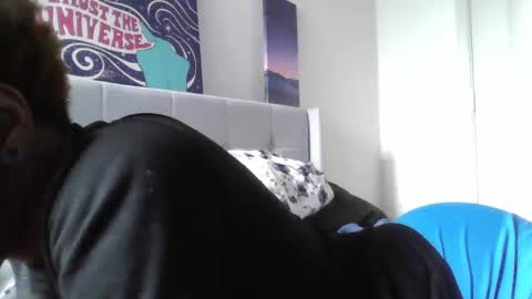 uzithebbc online show from December 7, 8:33 pm