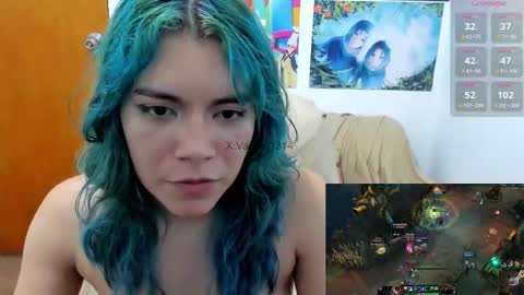 Vaiolet1314 online show from November 4, 1:18 am