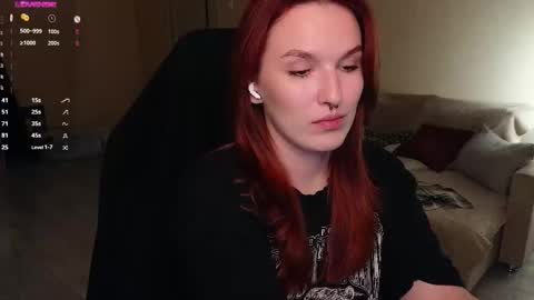 Snapshot of val_manson chatting on October 3, 7:22 pm Val online show from October 3, 7:22 pm