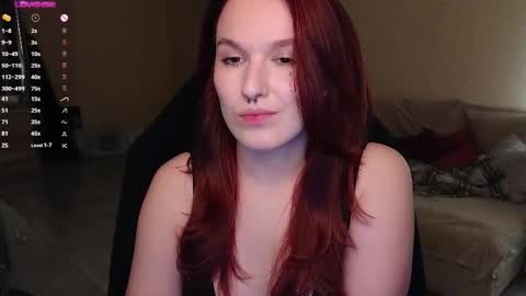 Snapshot of val_manson chatting on October 14, 8:01 pm Val online show from October 14, 8:01 pm