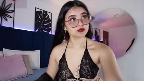 Tifanny  online show from November 4, 7:37 pm