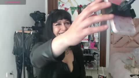 valen_ross7 online show from July 4, 12:59 am
