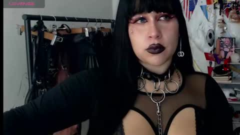 valen_ross7 online show from June 18, 7:14 am