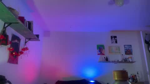   Valentin  independent Cam Boy     online show from April 9, 11:27 am