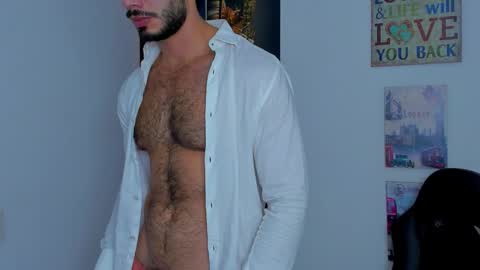 valentin_hoffman online show from January 6, 6:01 pm