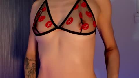 Valentina  Dolls online show from October 24, 11:05 pm