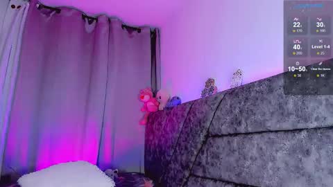 Snapshot of valentina_alba chatting on October 25, 2:34 am Valentina online show from October 25, 2:34 am