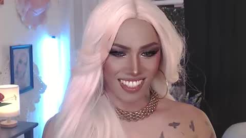 Amanda online show from March 9, 9:14 am