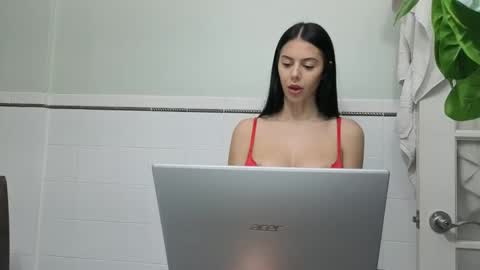 Valentina Rose 3 online show from November 15, 3:08 am