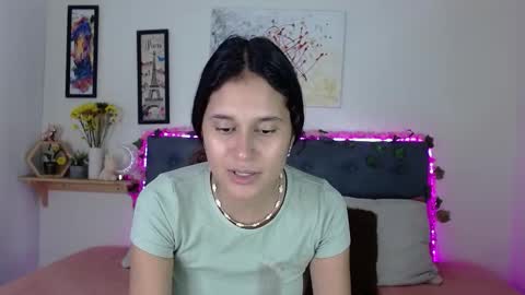 V A L E N T I N I online show from September 25, 8:38 pm