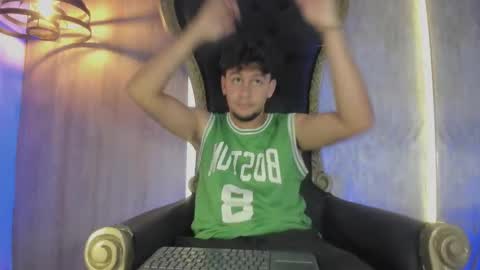 VALENTINO online show from March 2, 6:36 pm